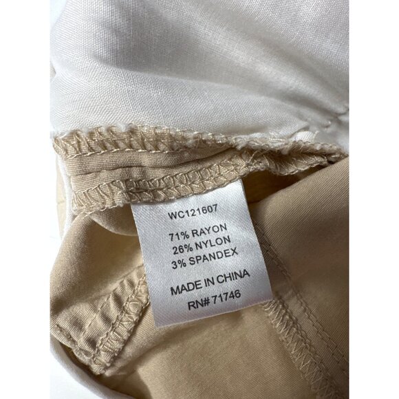 NWT Sport Haley Womens Beige Golf Shorts W/Stretchy Rayon Blend Size 18 - Picture 4 of 9